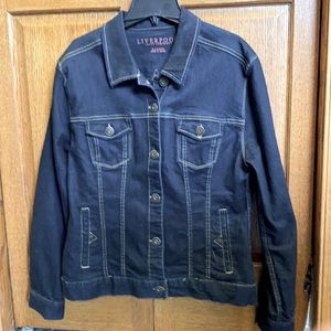 Liverpool brand dark stretch denim jean jacket size X large. So versatile!